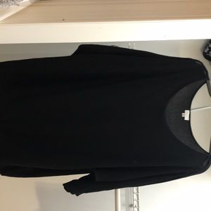 sweater with holes on the sleeve